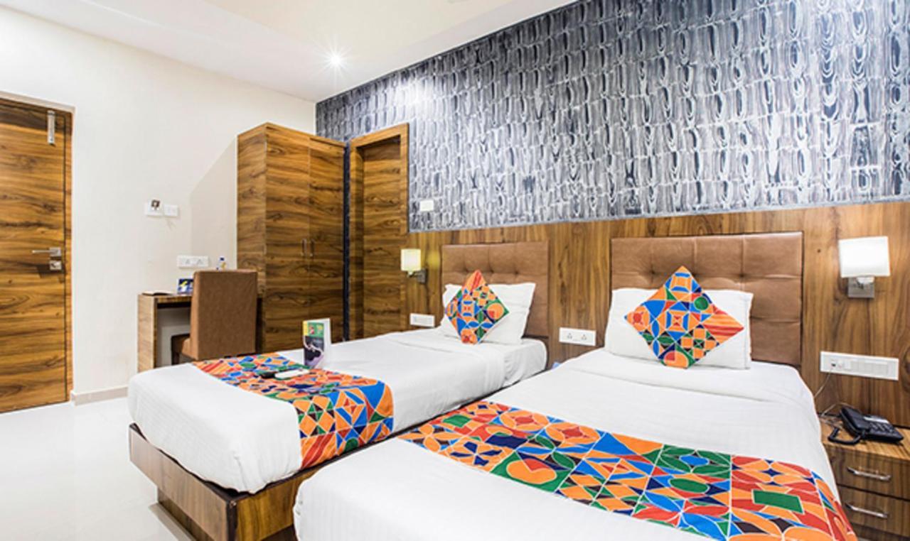 Fabhotel Amour - Nr Mumbai International Airport Exterior foto