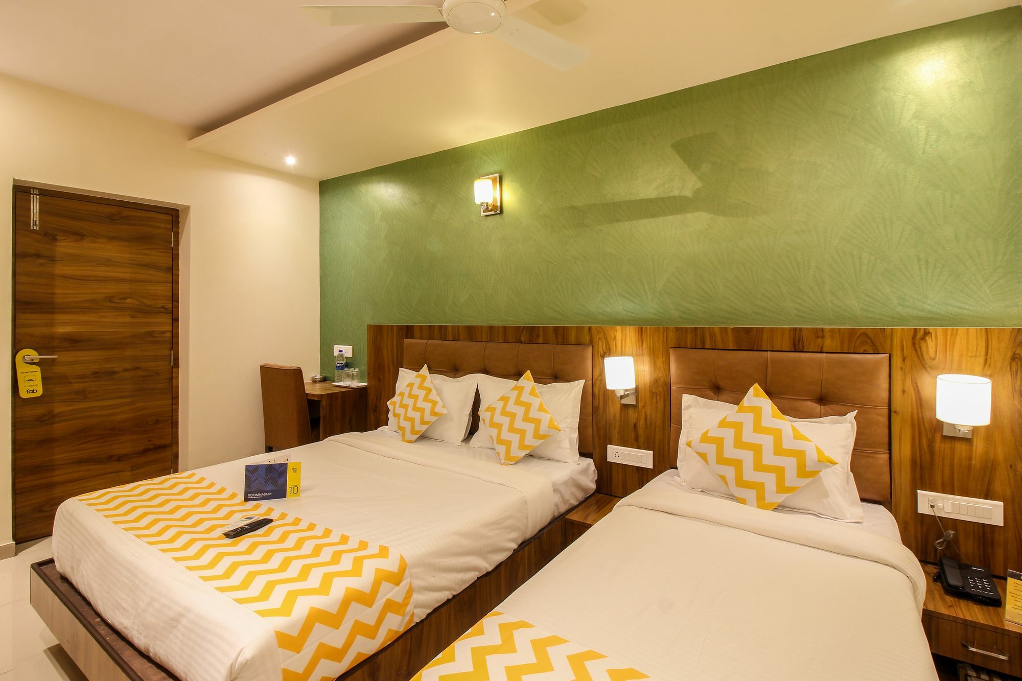 Fabhotel Amour - Nr Mumbai International Airport Exterior foto