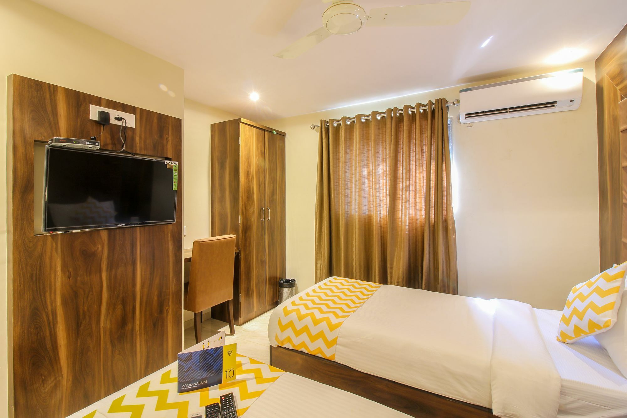 Fabhotel Amour - Nr Mumbai International Airport Exterior foto