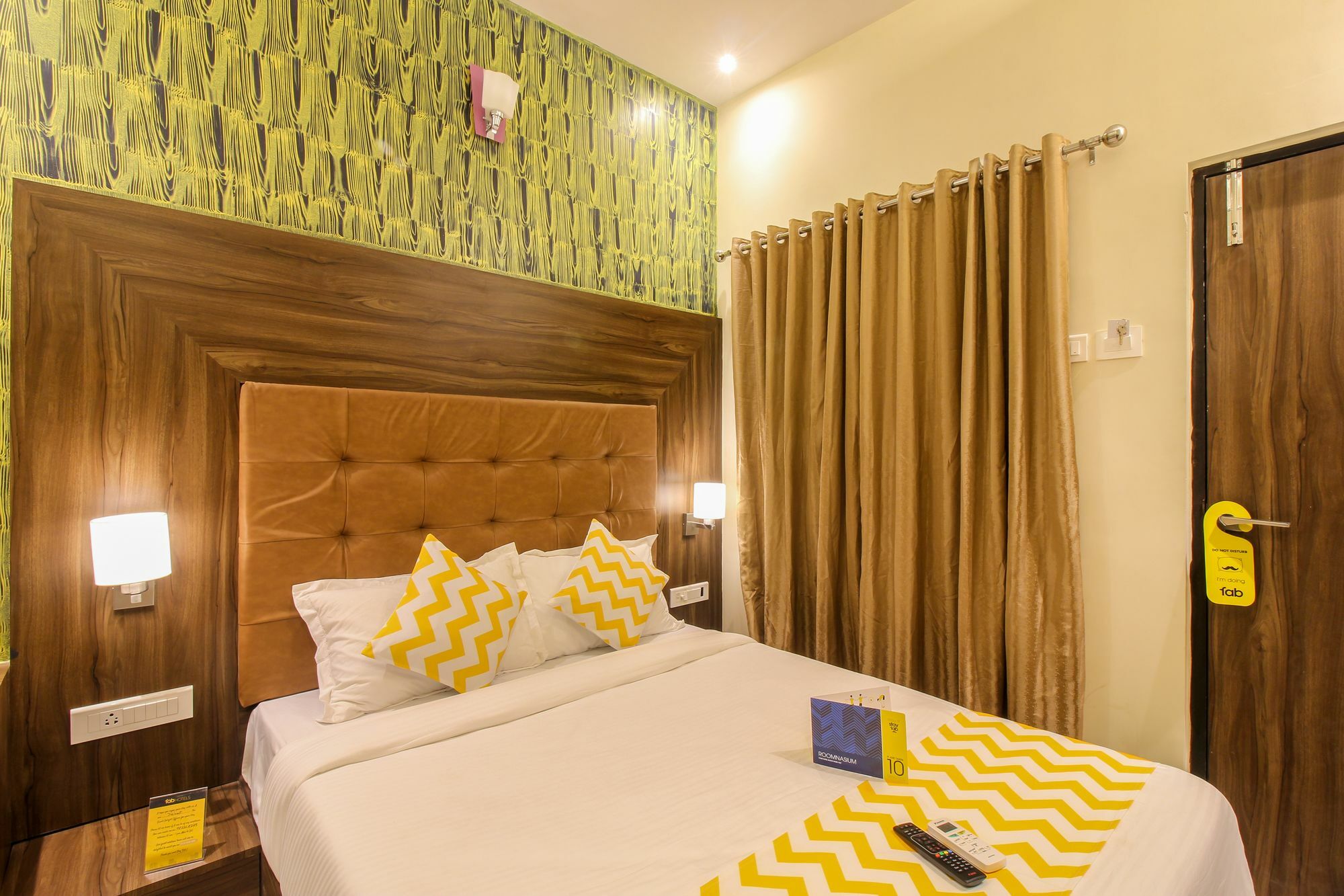 Fabhotel Amour - Nr Mumbai International Airport Exterior foto