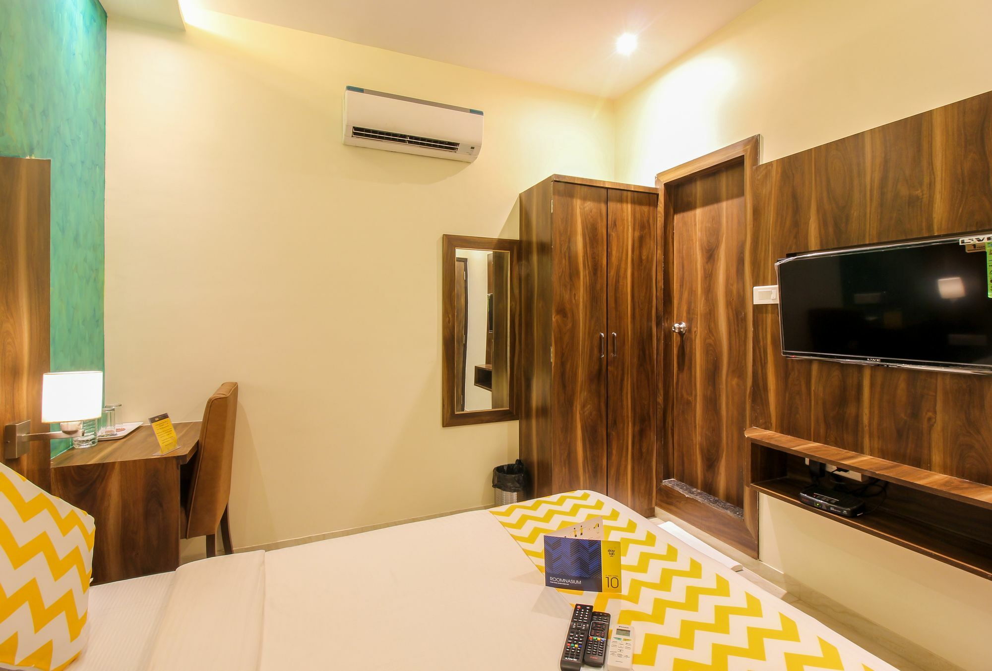 Fabhotel Amour - Nr Mumbai International Airport Exterior foto