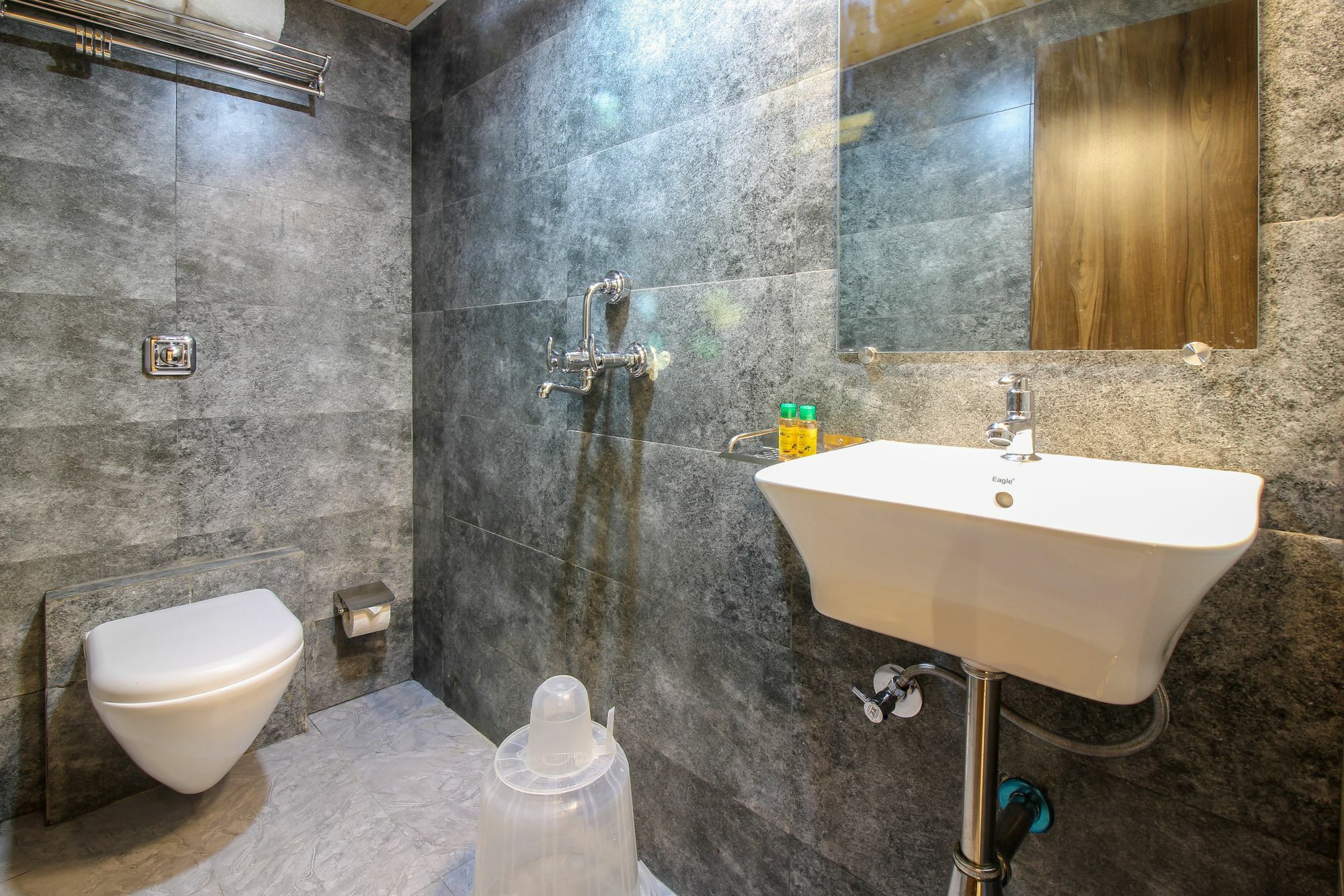 Fabhotel Amour - Nr Mumbai International Airport Exterior foto